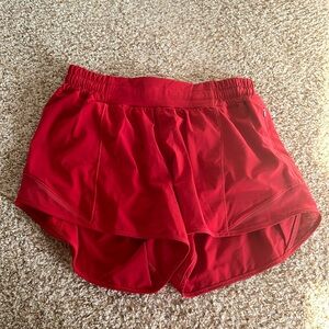 Hotty Hot Low-Rise Lined Short 4”, Lululemon
